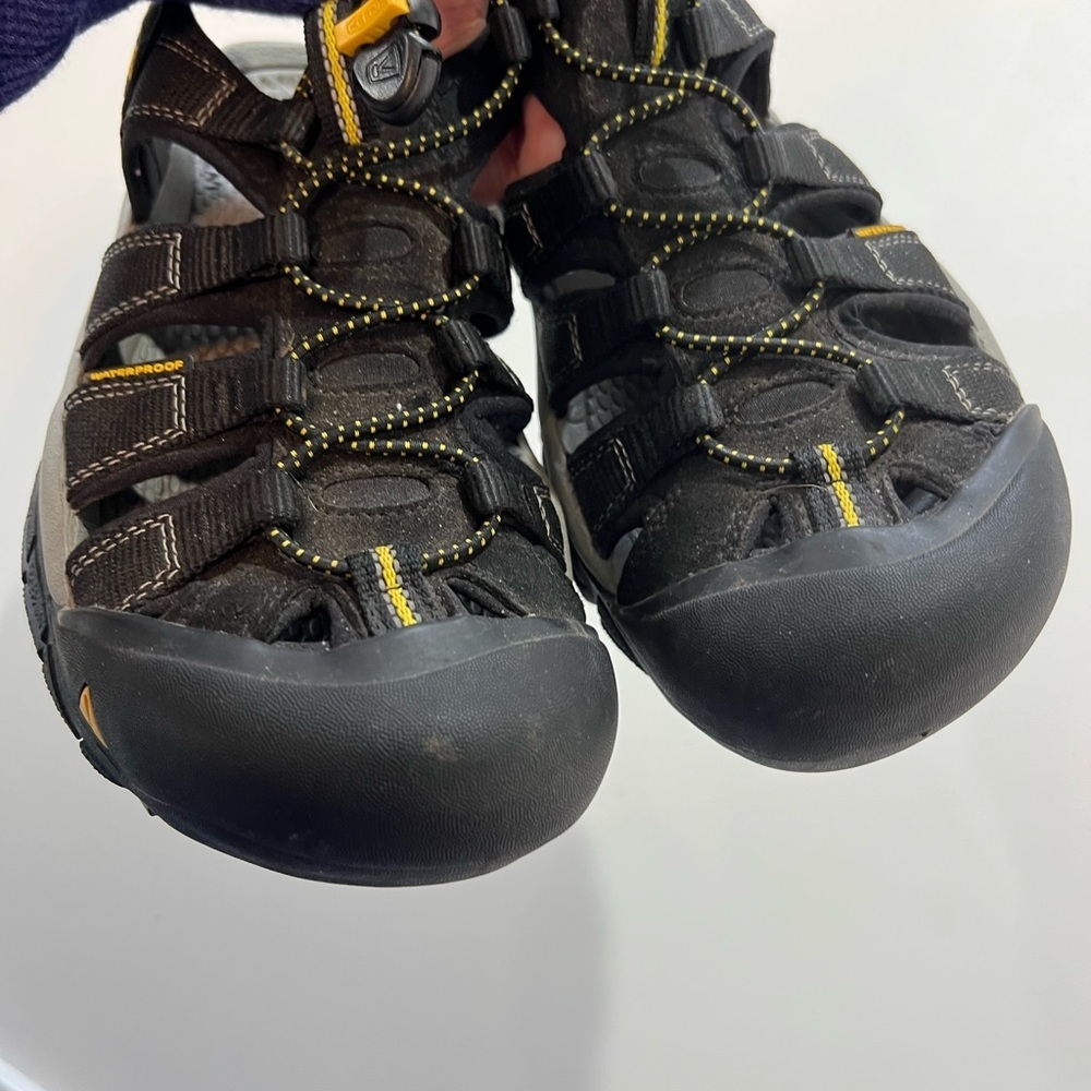 Keen Black and Yellow Outdoor Sandals - Picture 7 of 11